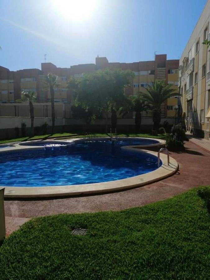 Piso A 10 Min Caminando De La Playa Del Cura Apartment ตอร์เรเวียคา ภายนอก รูปภาพ